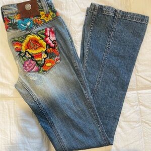 Antik Denim Fawcett Flower Distressed Jeans Sz 28